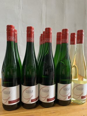 Probierpaket 1 und 2: trockene Rieslinge und Riesling trocken bis feinherb