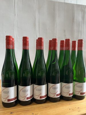 Probierpaket 1 und 3: trockene Rieslinge und lieblich